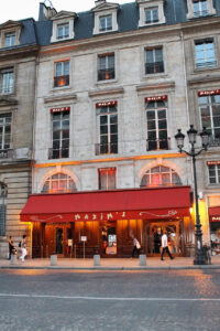 Restaurante Casa Maxim's em Paris