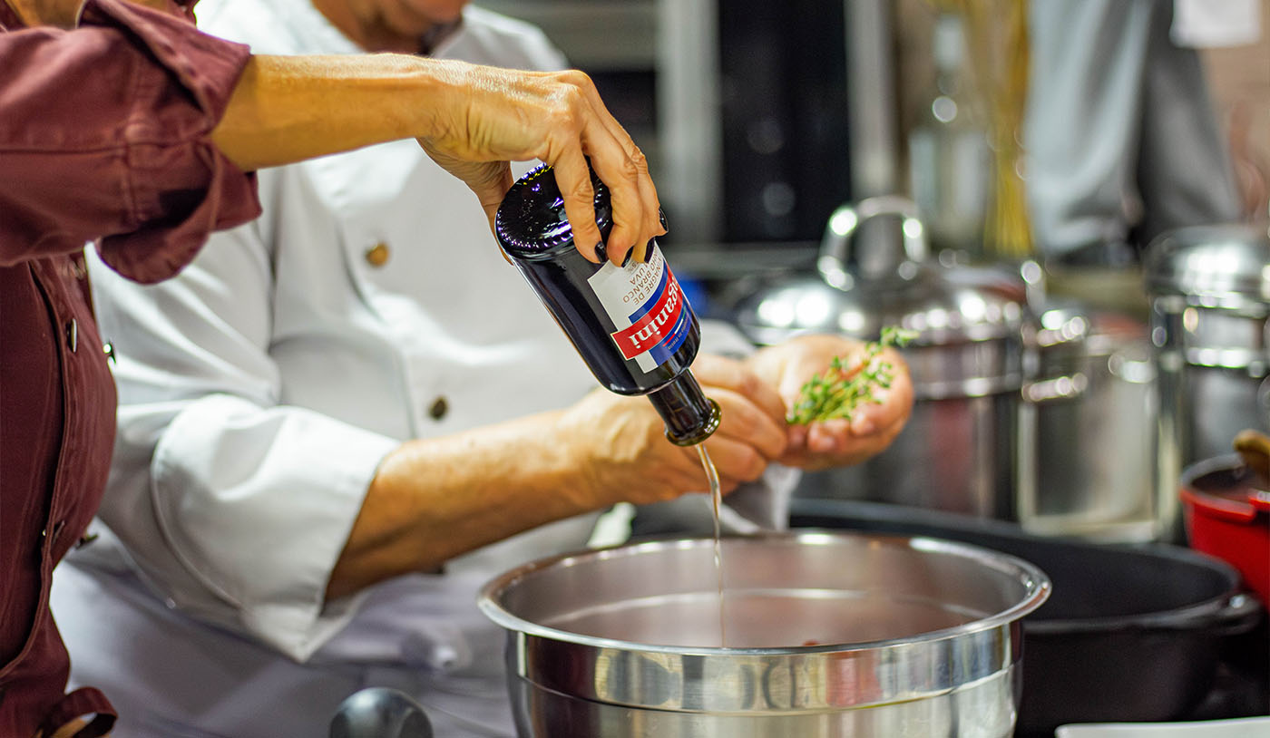 Novo vinagre de Vinho Branco com Uva Paganini exalta os sabores dos alimentos
