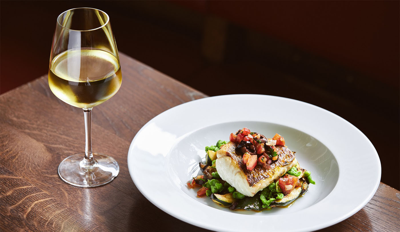 5 vinhos brancos para o bacalhau de Páscoa